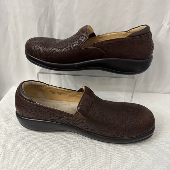 Alegria Clogs Womens Size 13 Keli Tooled Leather Comfort Slip On Brown Floral 43 - Picture 9 of 10